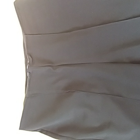 H Halston pant - Picture 2 of 9